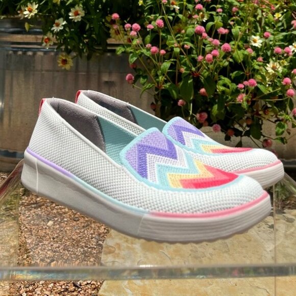 NWOTs Bzees® March On Moc slip-ons with Rainbow Zigzag Design - Picture 1 of 10